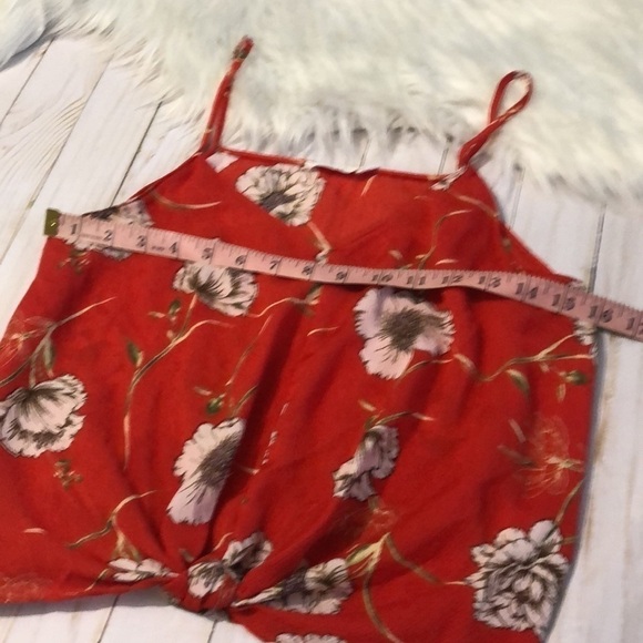LUSH red floral crop top size small EUC - Picture 2 of 5